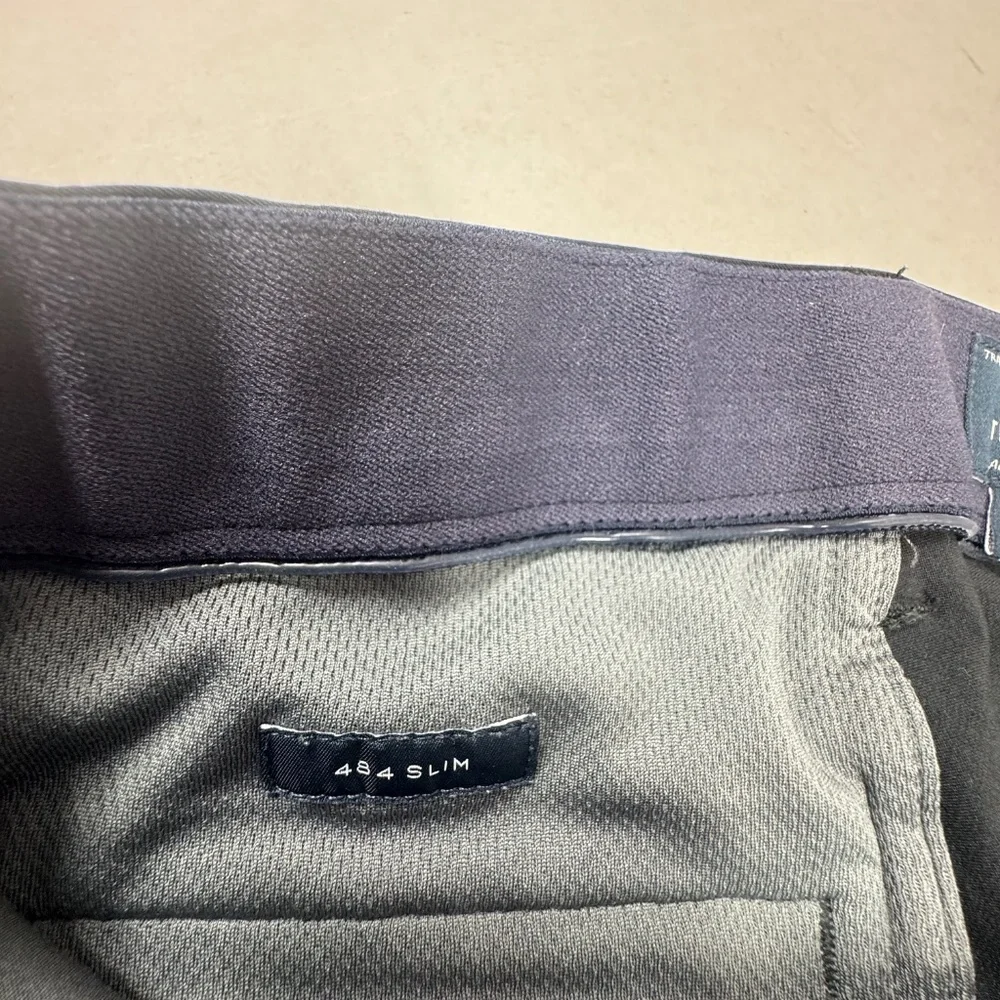 J CREW Black 484 Slim-fit tech pant for Men - Size 30 x‎ 32.
